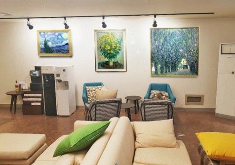 기업 라운지 · 고흐 〈별이 빛나는 밤〉 외